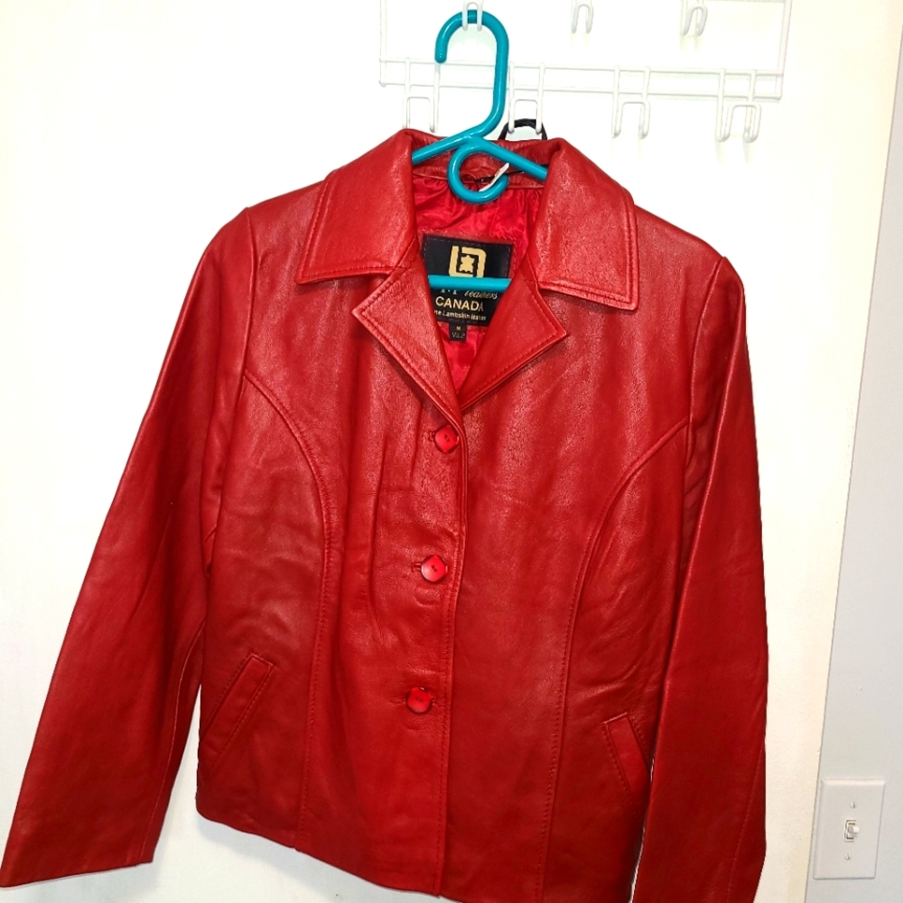 New with tag VIP LAMBSKIN leather jacket final finishing in Italy design in Cana - Picture 2 of 3